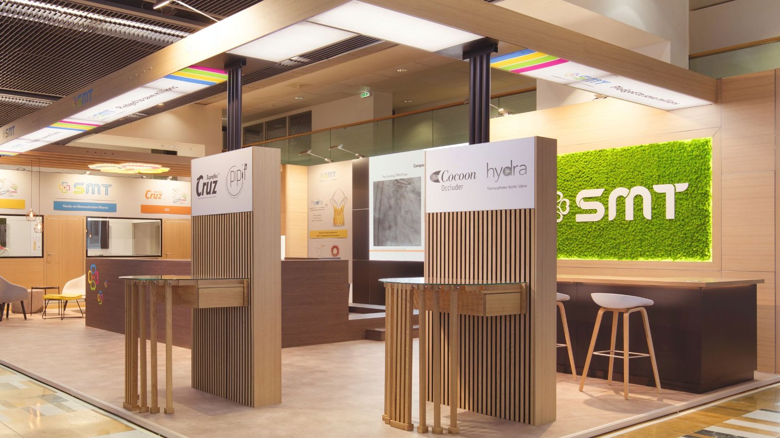 Messestand designen: Die aktuellen Materialtrends für Ihren Messeauftritt